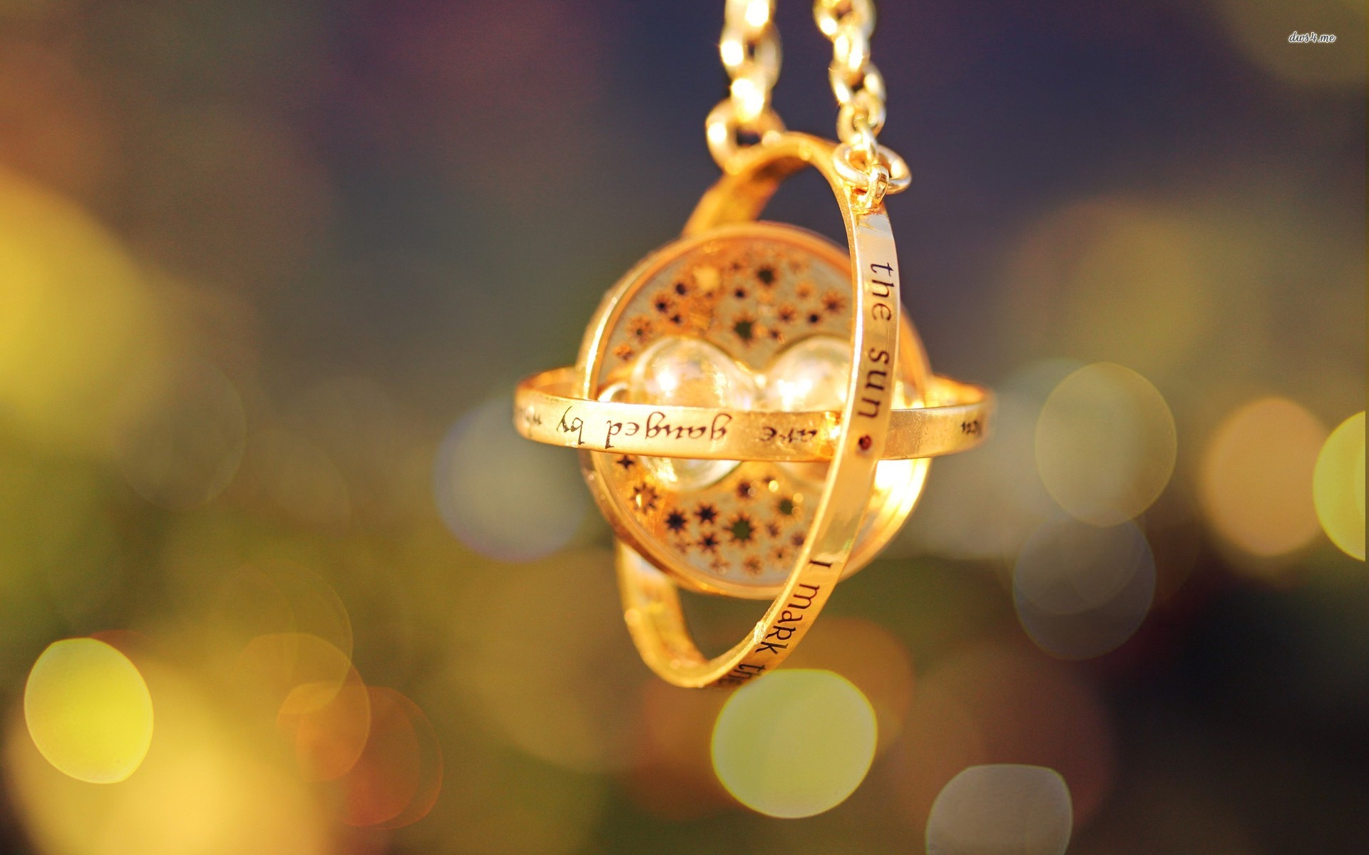 harry potter desktop wallpaper,yellow,pendant,macro photography,fashion accessory,jewellery