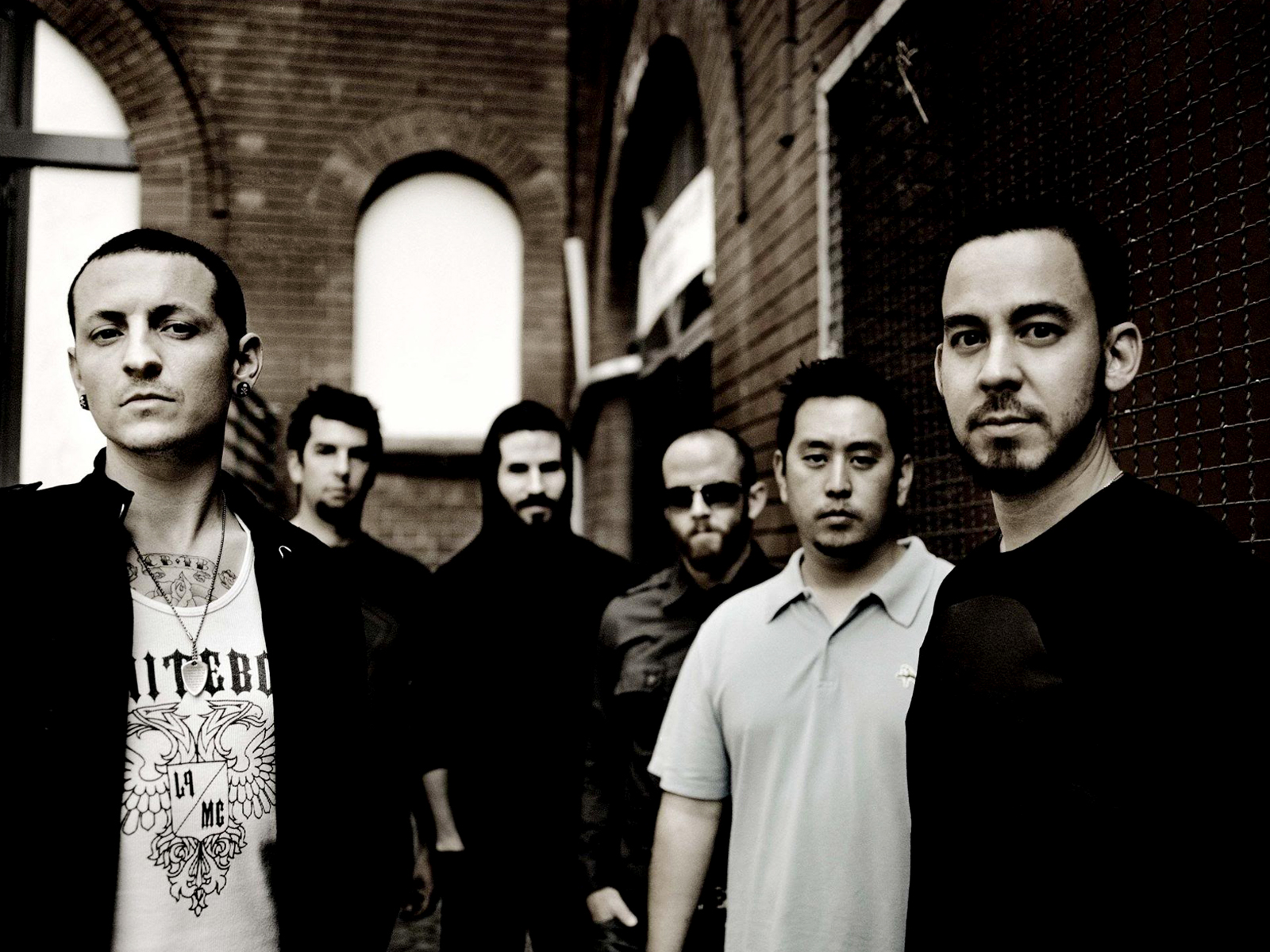 linkin park wallpaper hd,gruppo sociale,monocromatico,bianco e nero,fotografia,evento