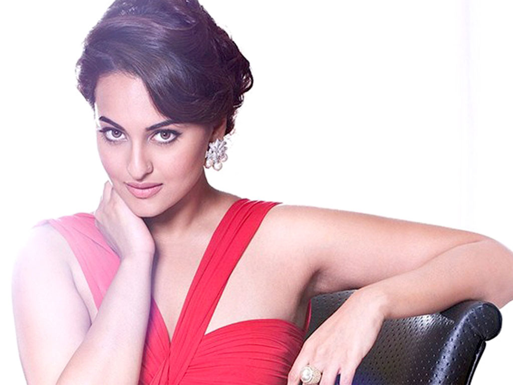 fond d'écran sonakshi,cheveux,visage,beauté,coiffure,épaule