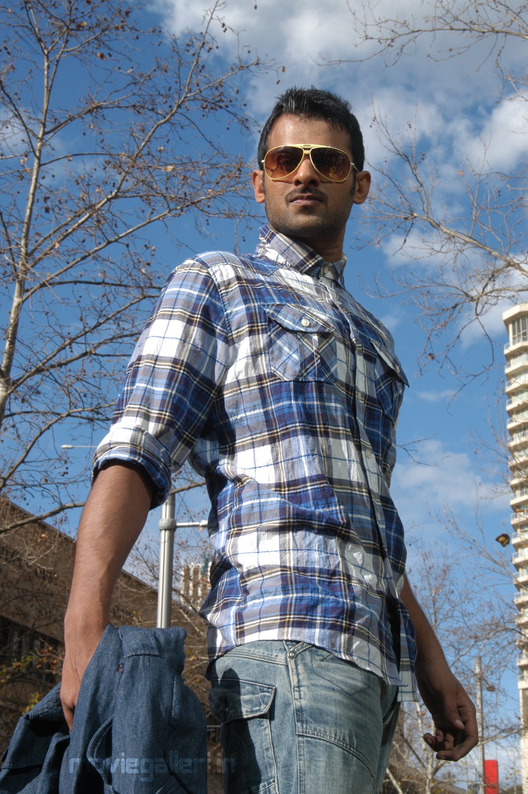 fonds d'écran prabhas,cool,plaid,lunettes,conception,modèle