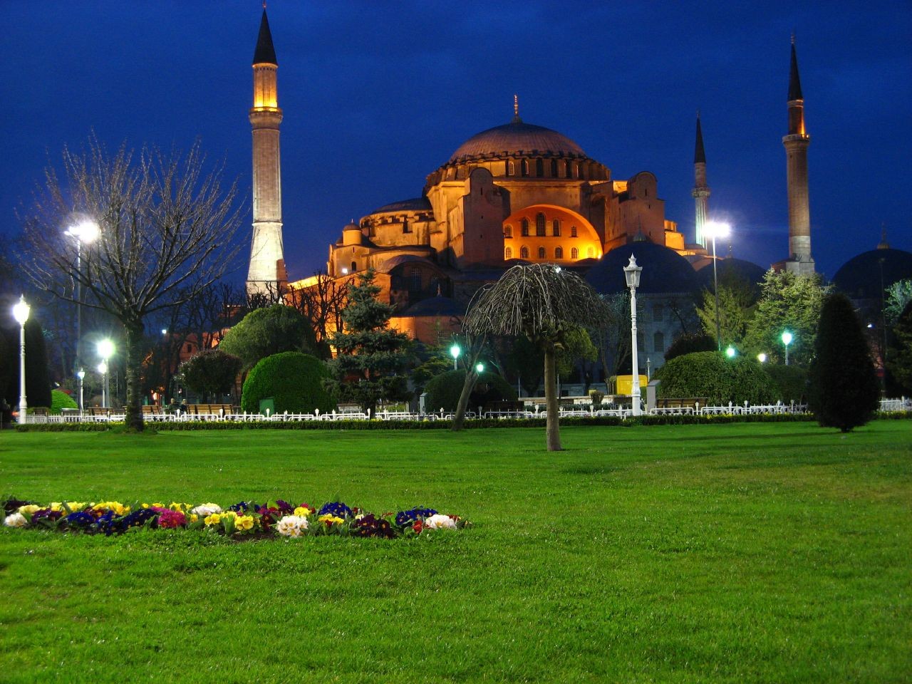 carta da parati masjid,moschea,notte,luogo di culto,erba,cielo