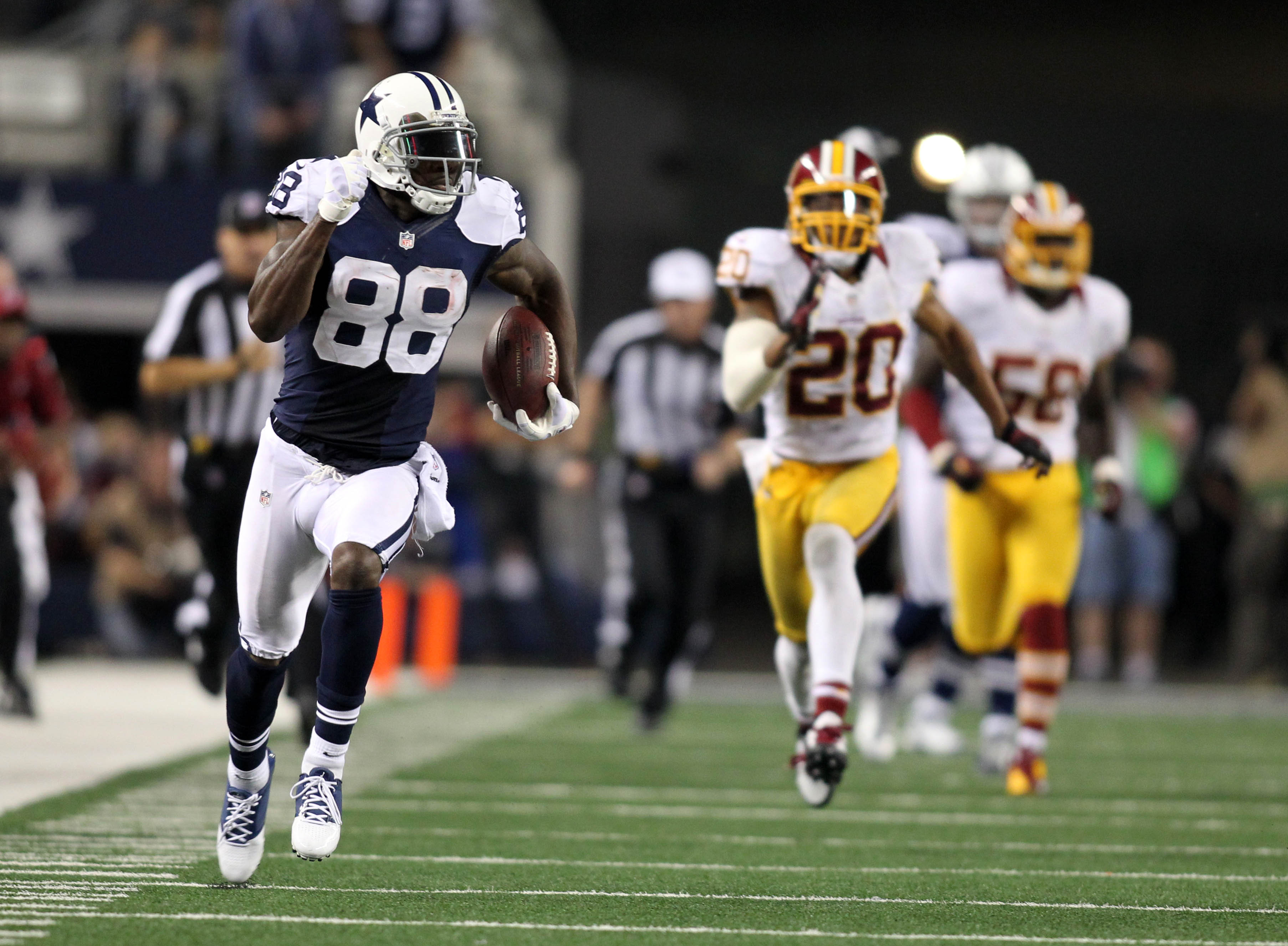 dez bryant fondo de pantalla,fútbol sprint,jugador,engranaje de los deportes,fútbol de gridiron,fútbol de arena