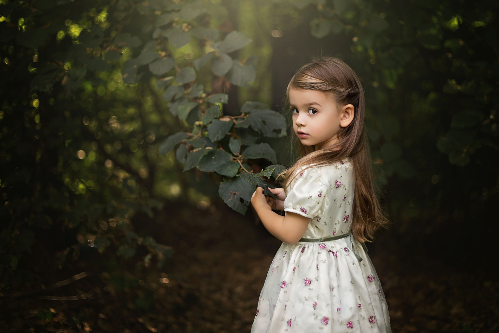 little girl wallpaper,people in nature,nature,photograph,green,child