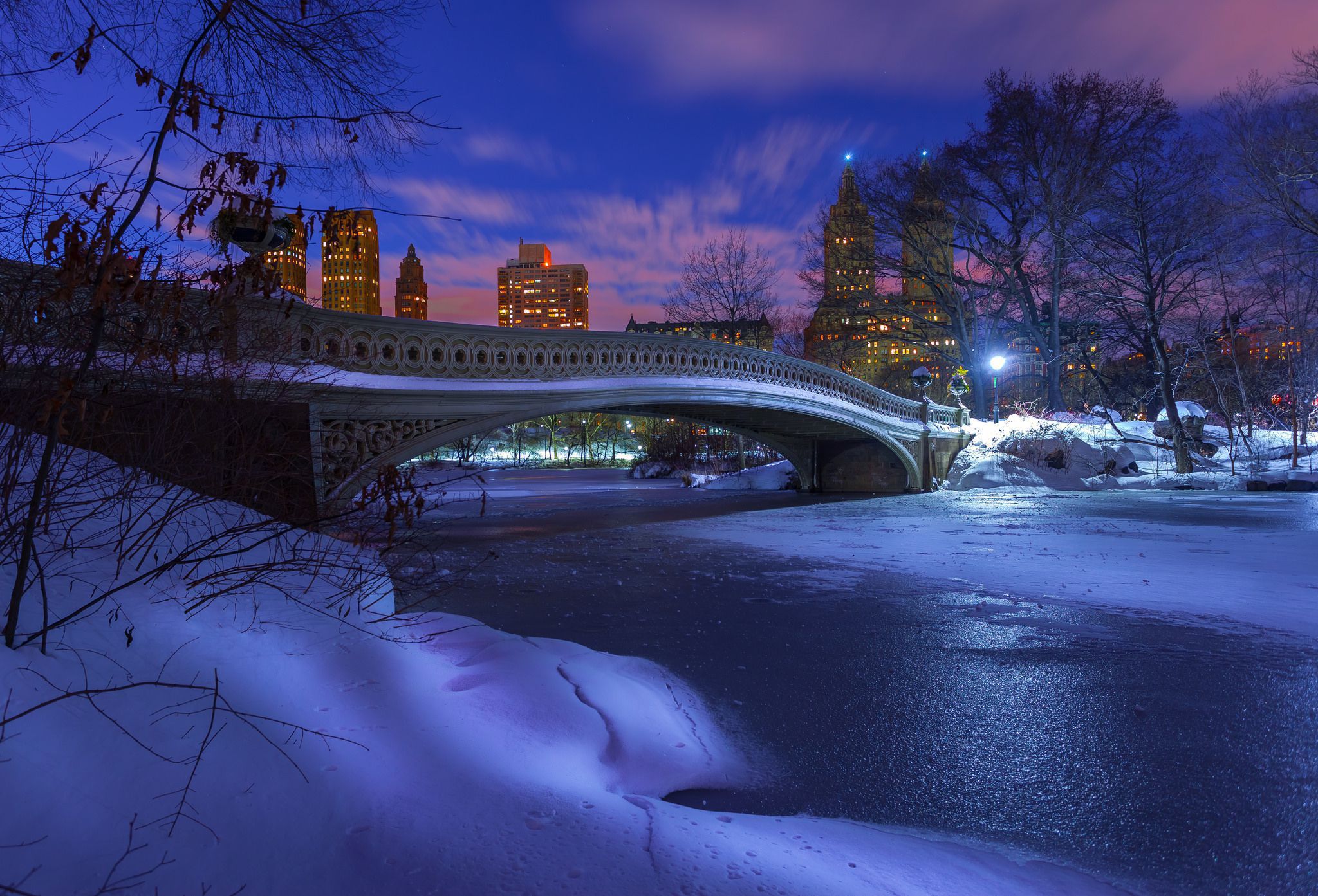 fondo de pantalla del parque,nieve,invierno,cielo,noche,azul