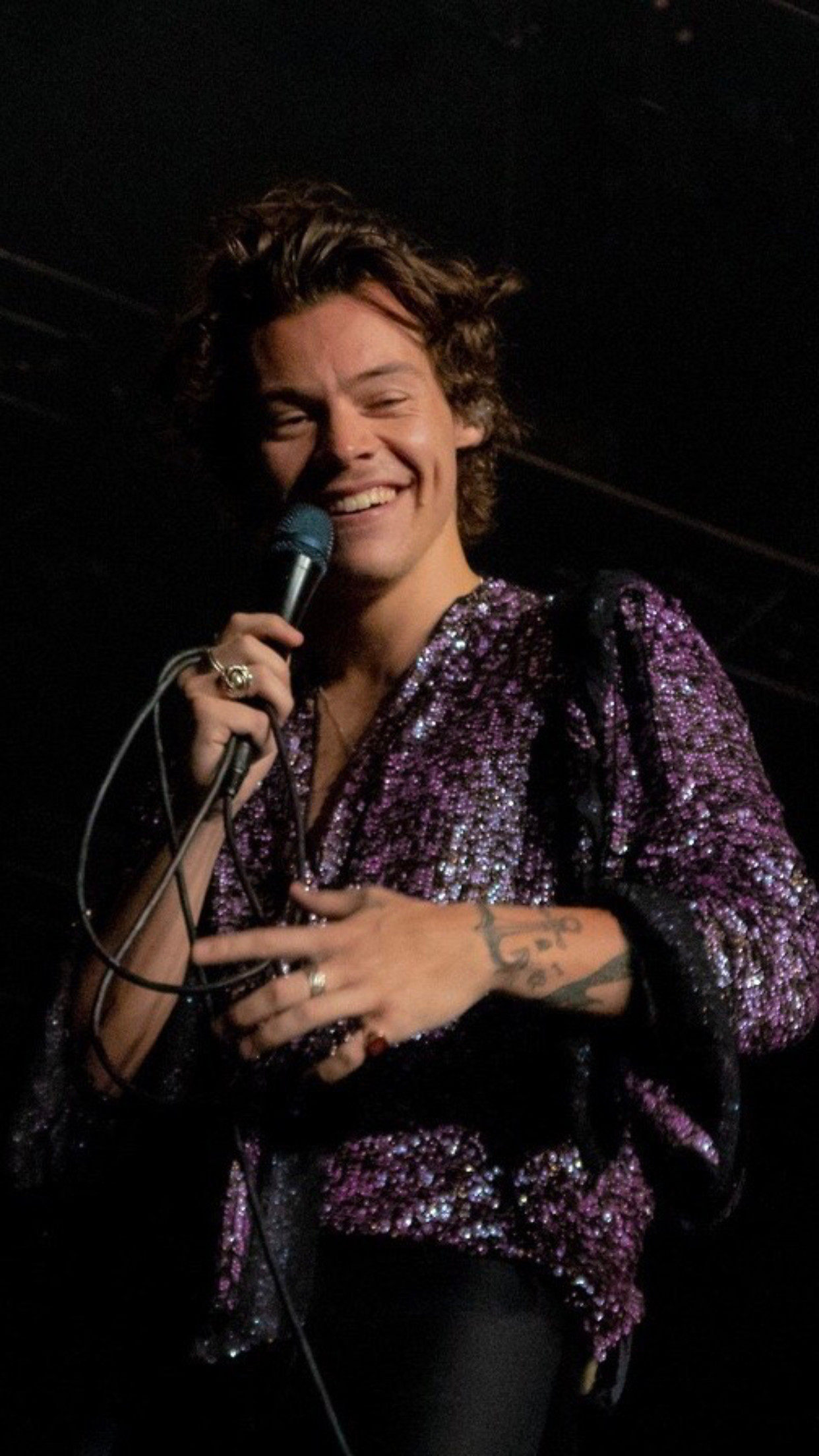 harry styles fond d'écran,chanteur,performance,en chantant,divertissement,chanson