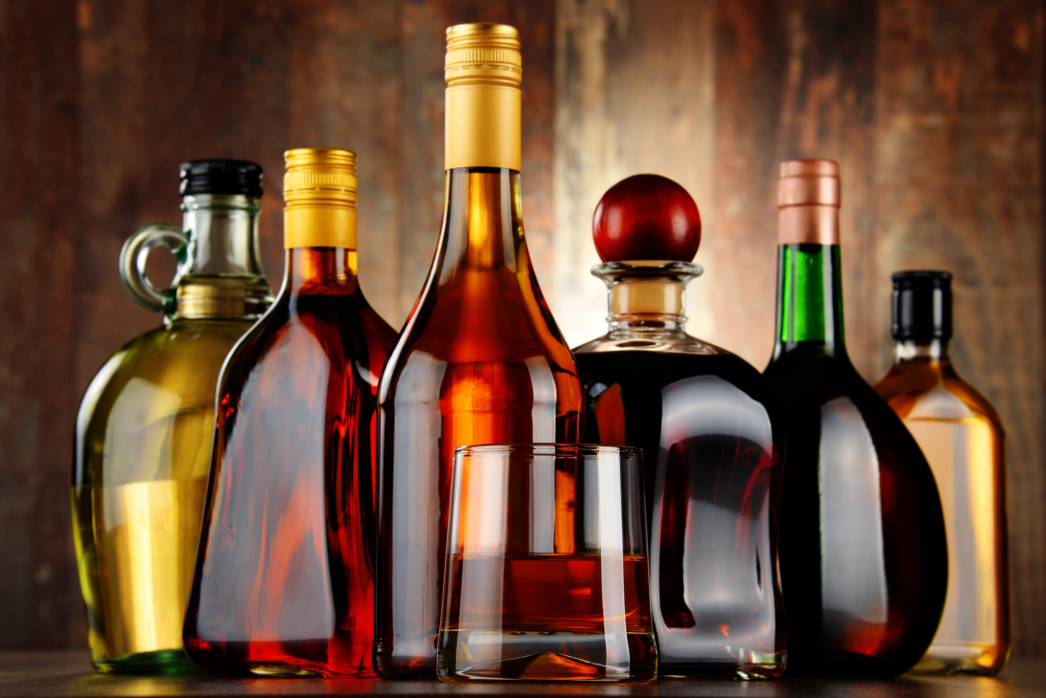 carta da parati alcolica,bottiglia,bottiglia di vetro,alcool,bottiglia di vino,bevanda