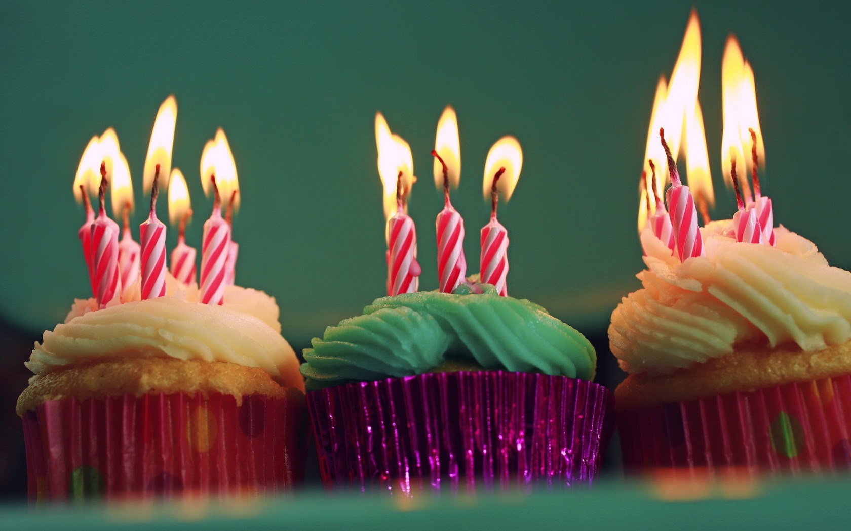 buon compleanno sfondo hd,candela,torta,glassatura,illuminazione,dolcezza
