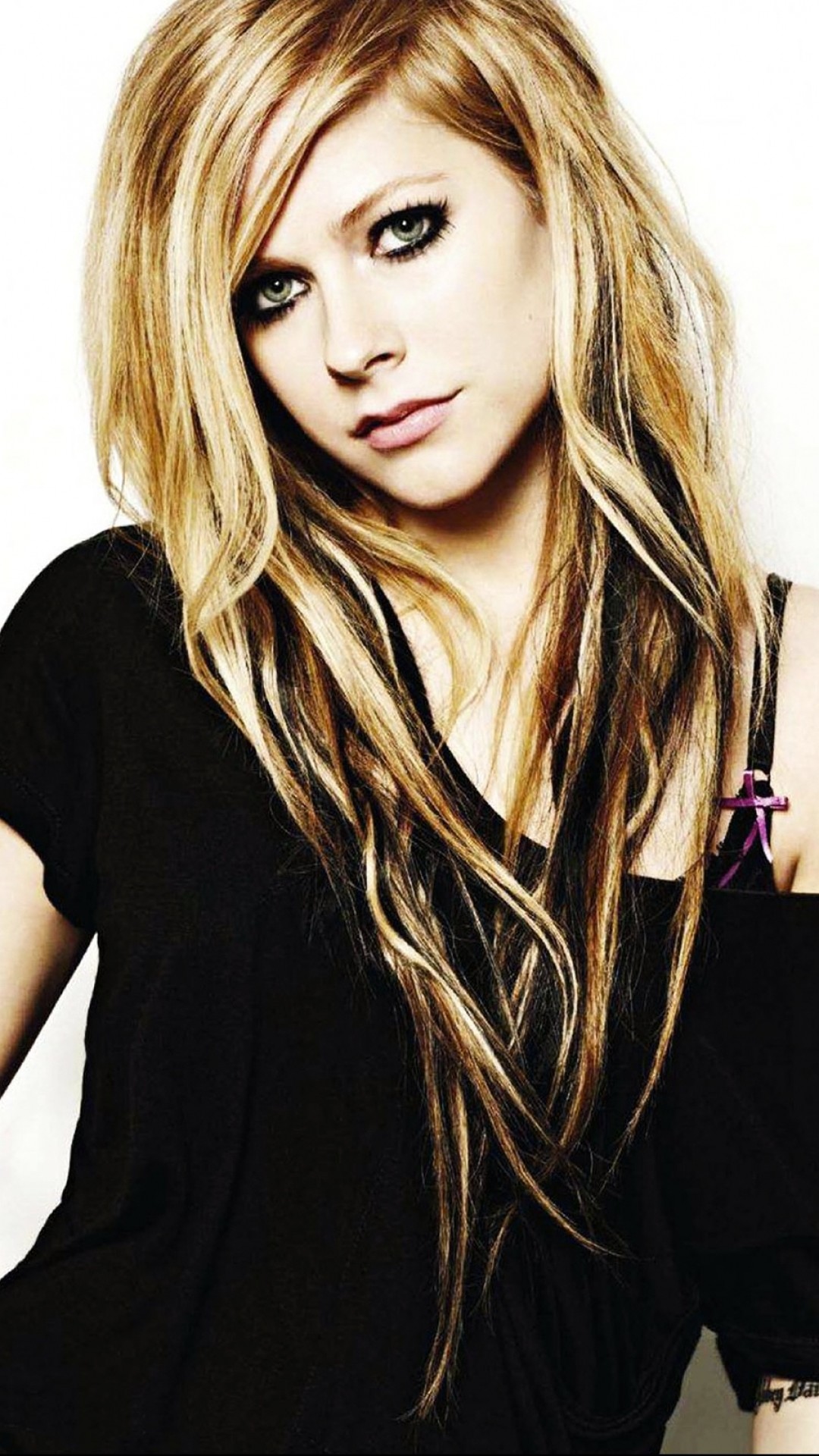 avril lavigne wallpaper,hair,blond,hairstyle,face,hair coloring