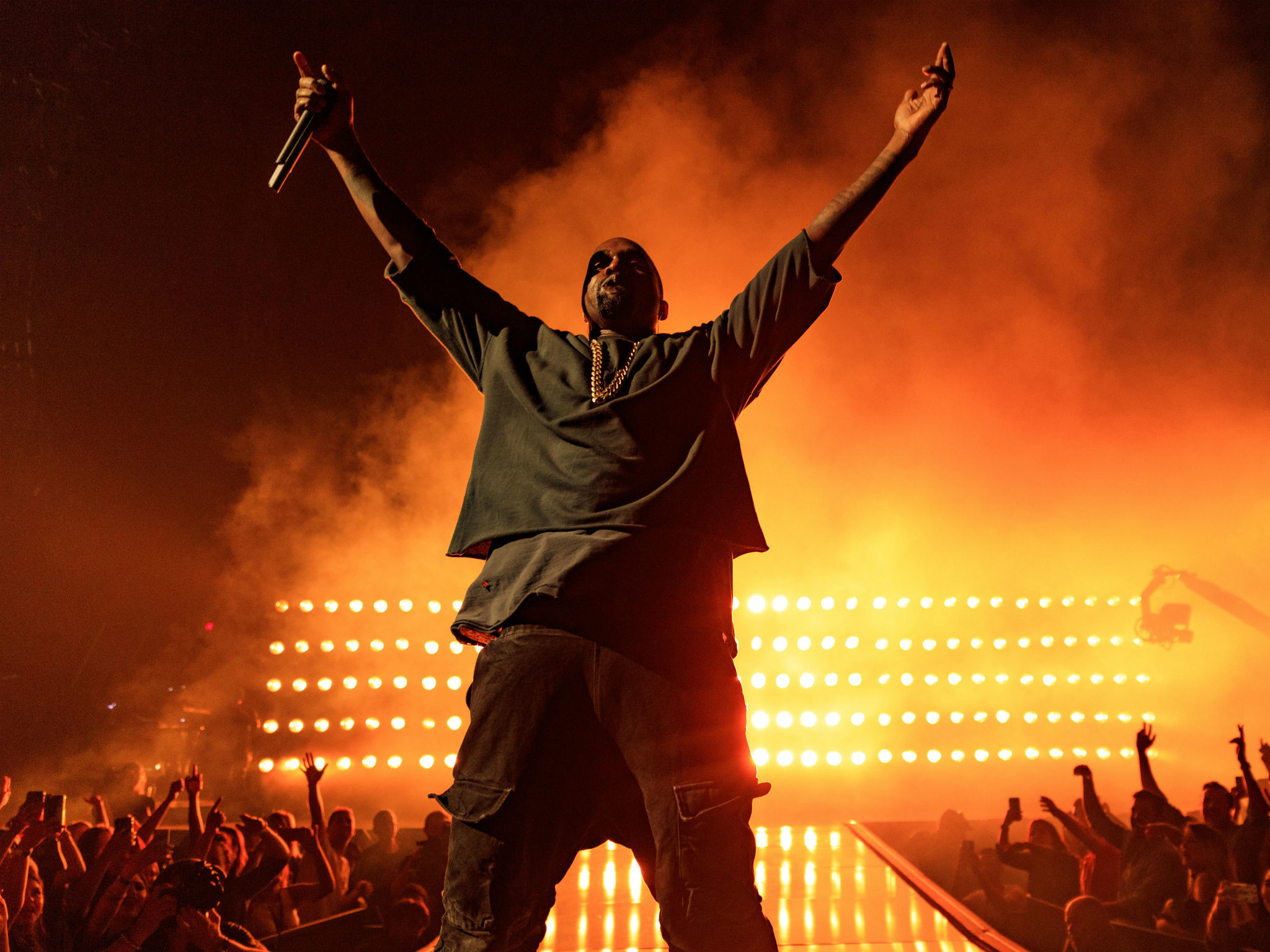 kanye west fondo de pantalla,actuación,evento,arte de performance