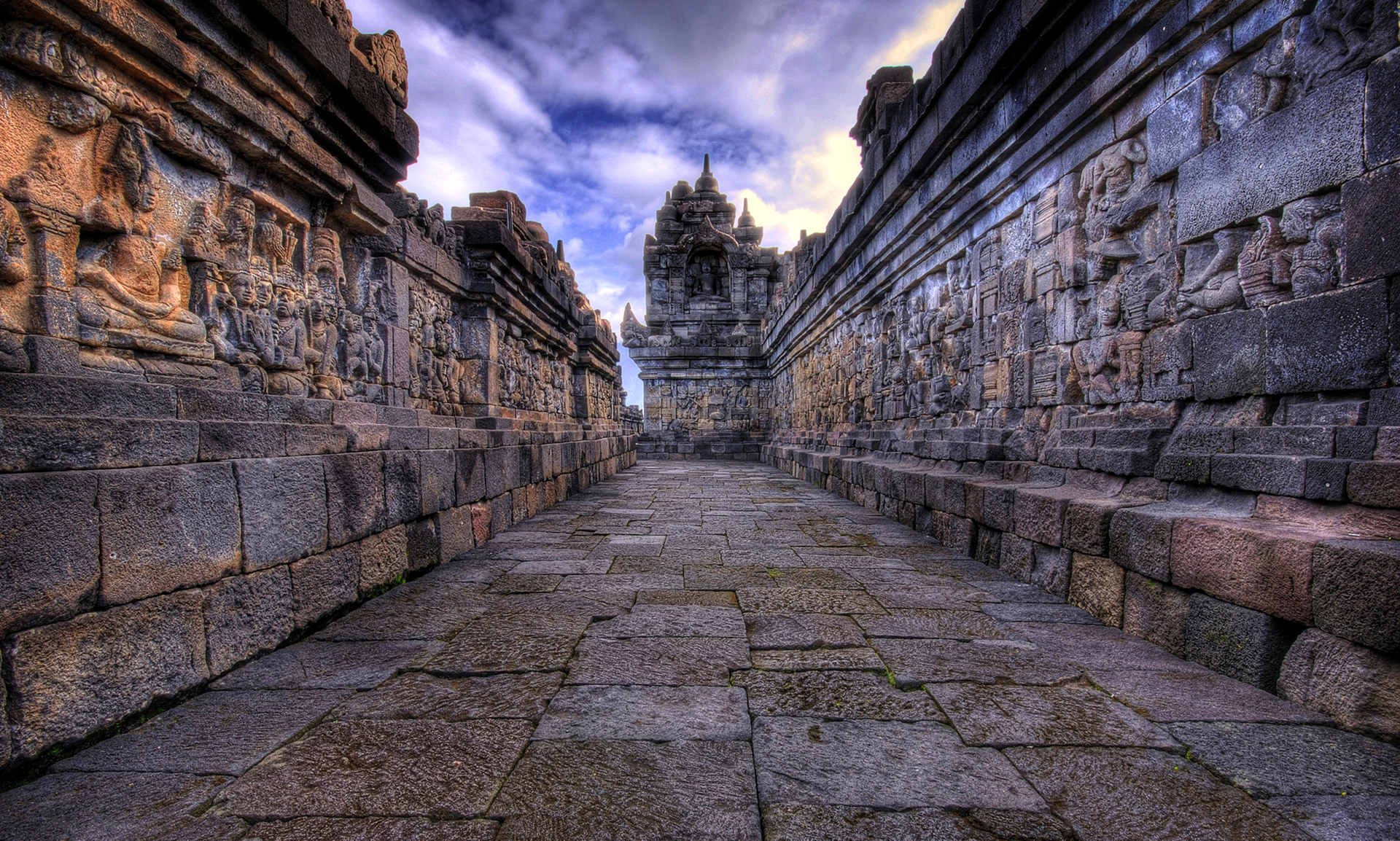 fondo de pantalla del templo,cielo,calle,pared,callejón,guijarro