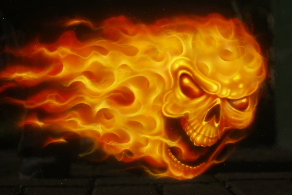 fondo de pantalla de calavera de fuego,fuego,calor,fuego,naranja,tallado
