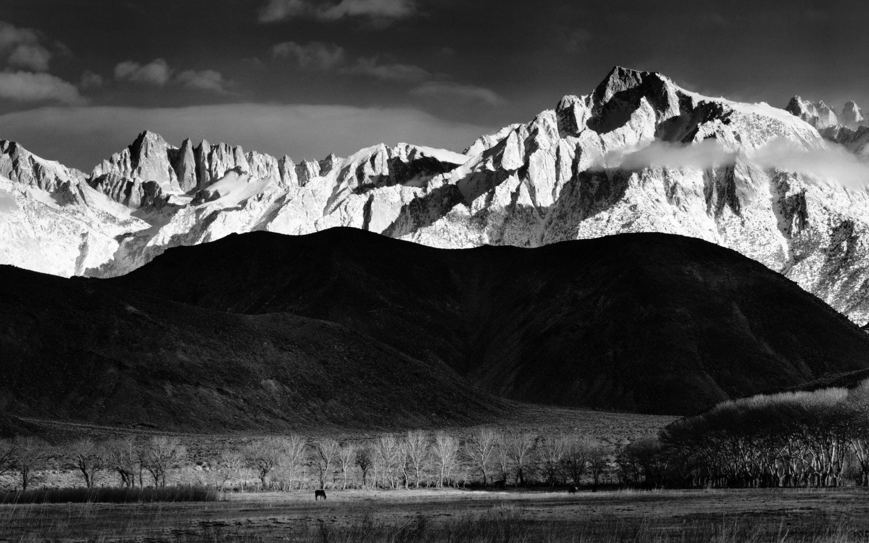 fond d'écran blanc noir,montagne,la nature,blanc,noir,chaîne de montagnes