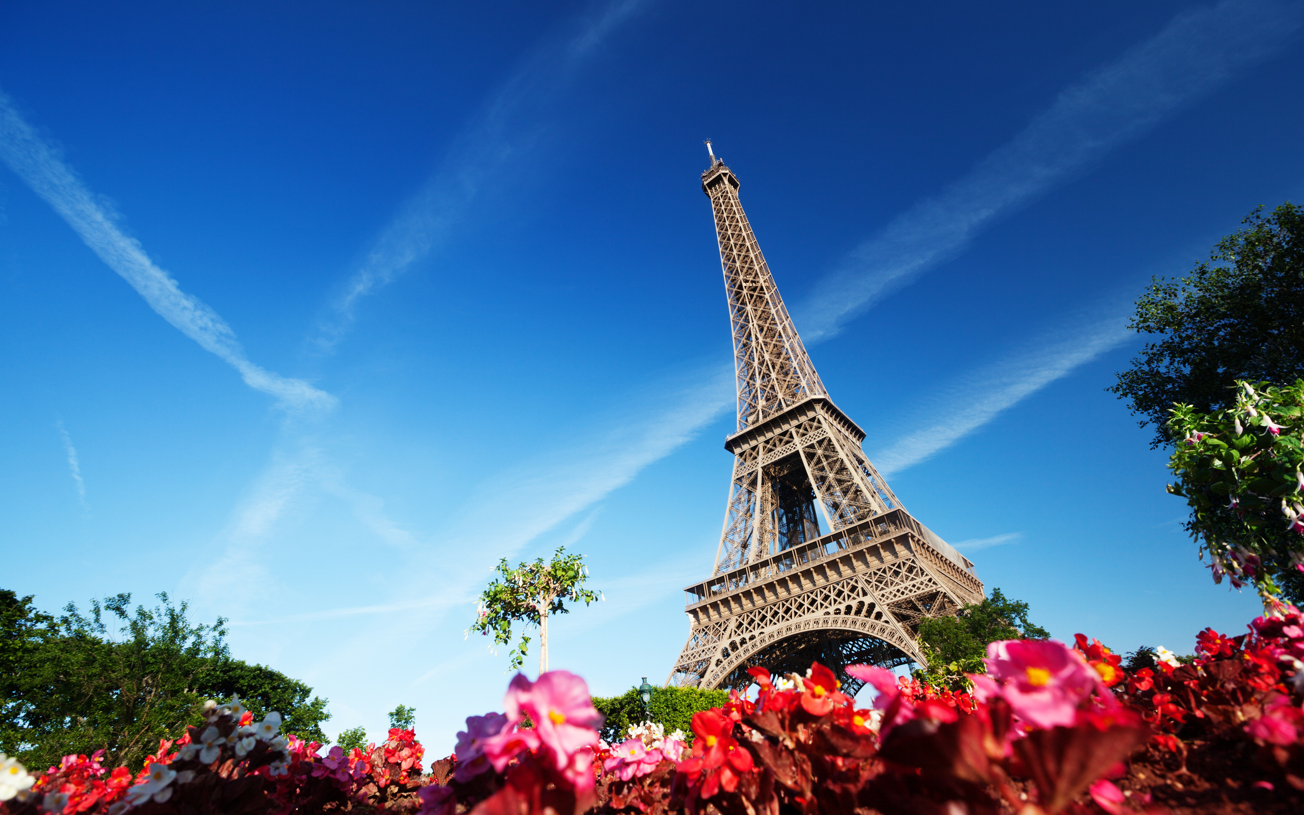 fondos de pantalla menara eiffel,cielo,arquitectura,nube,primavera,flor