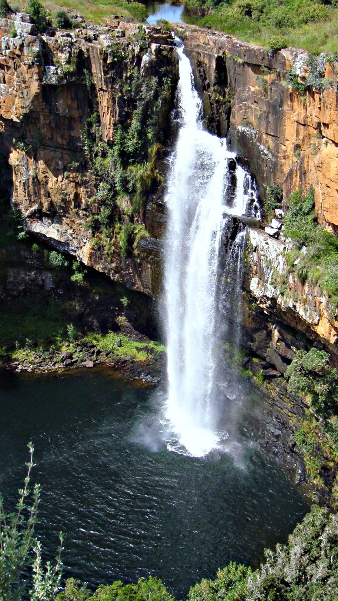 wallpaper air terjun,waterfall,water resources,body of water,natural landscape,water