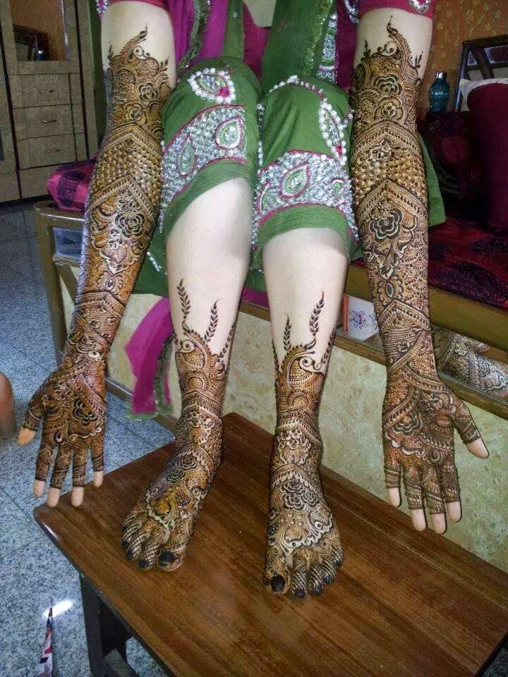 Dulhan Pakistani Bridal Mehndi Design- WallpaperUse