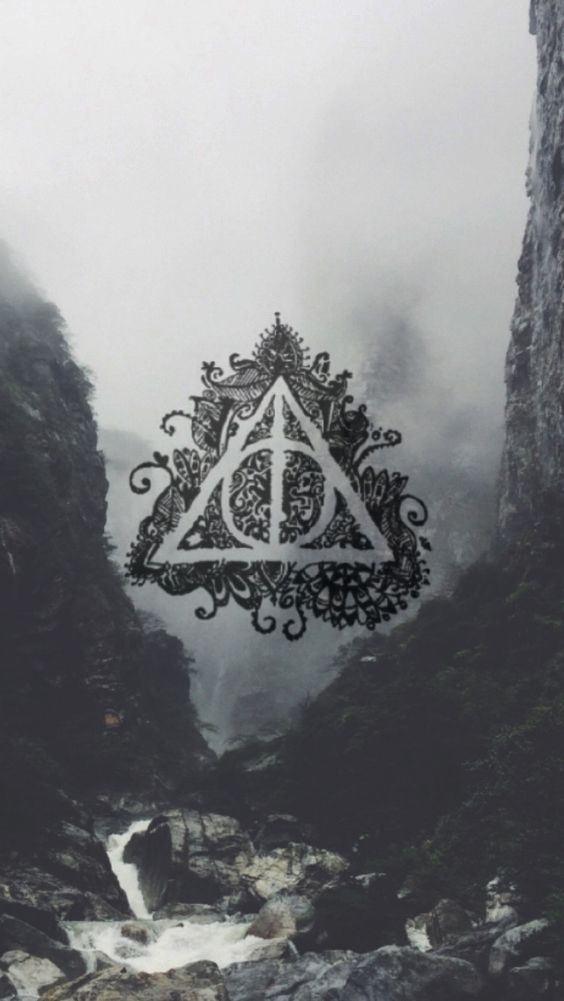 harry potter tapete tumblr,himmel,schriftart,illustration,zeichnung,schwarz und weiß