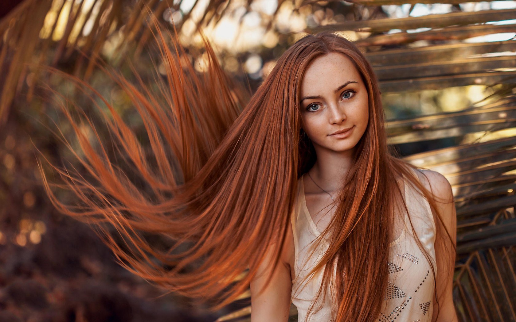 papel pintado de la muchacha encantadora,cabello,cara,tinte de pelo,peinado,belleza