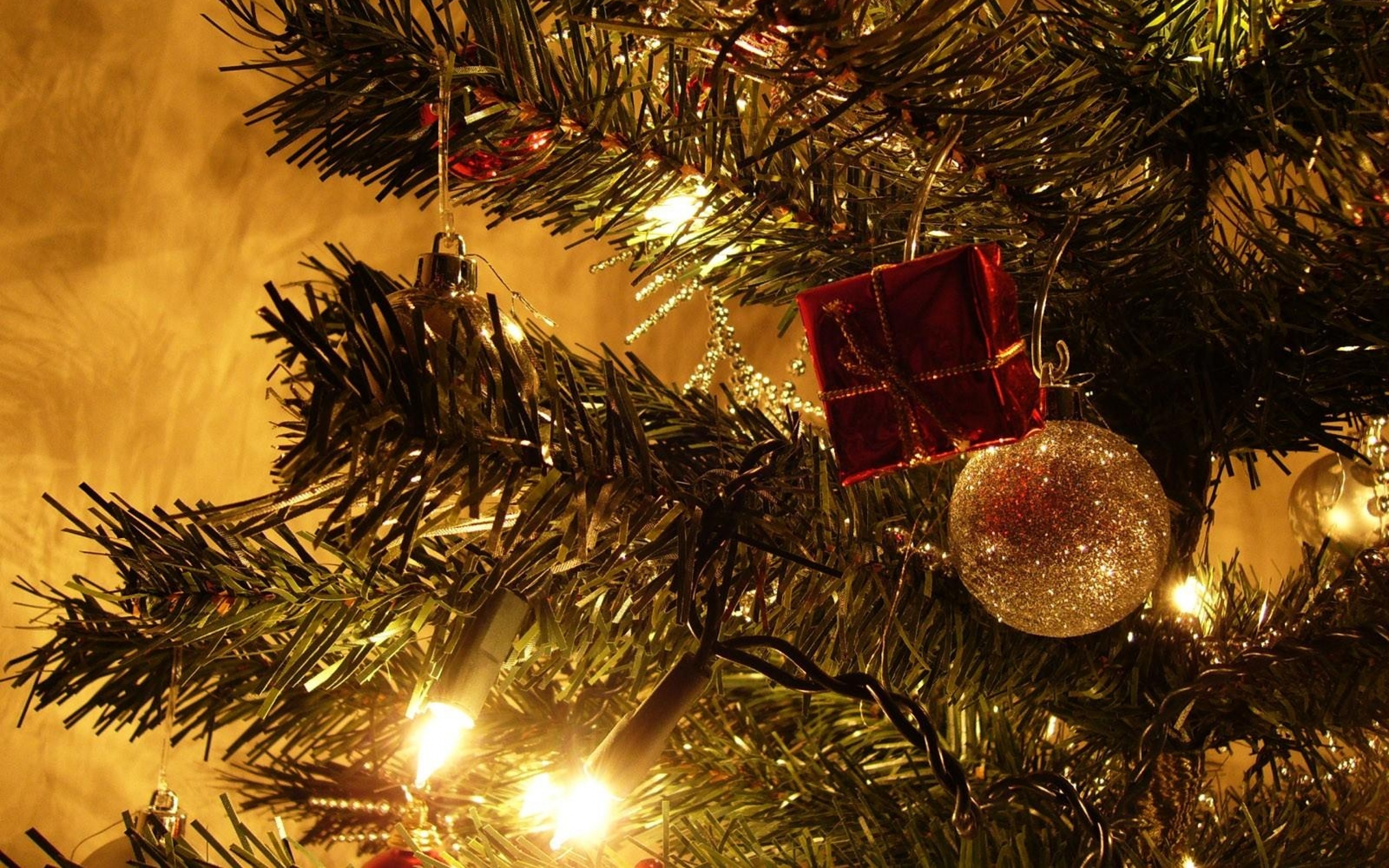 carta da parati natalizia 4k,ornamento di natale,albero di natale,albero,natale,decorazione natalizia