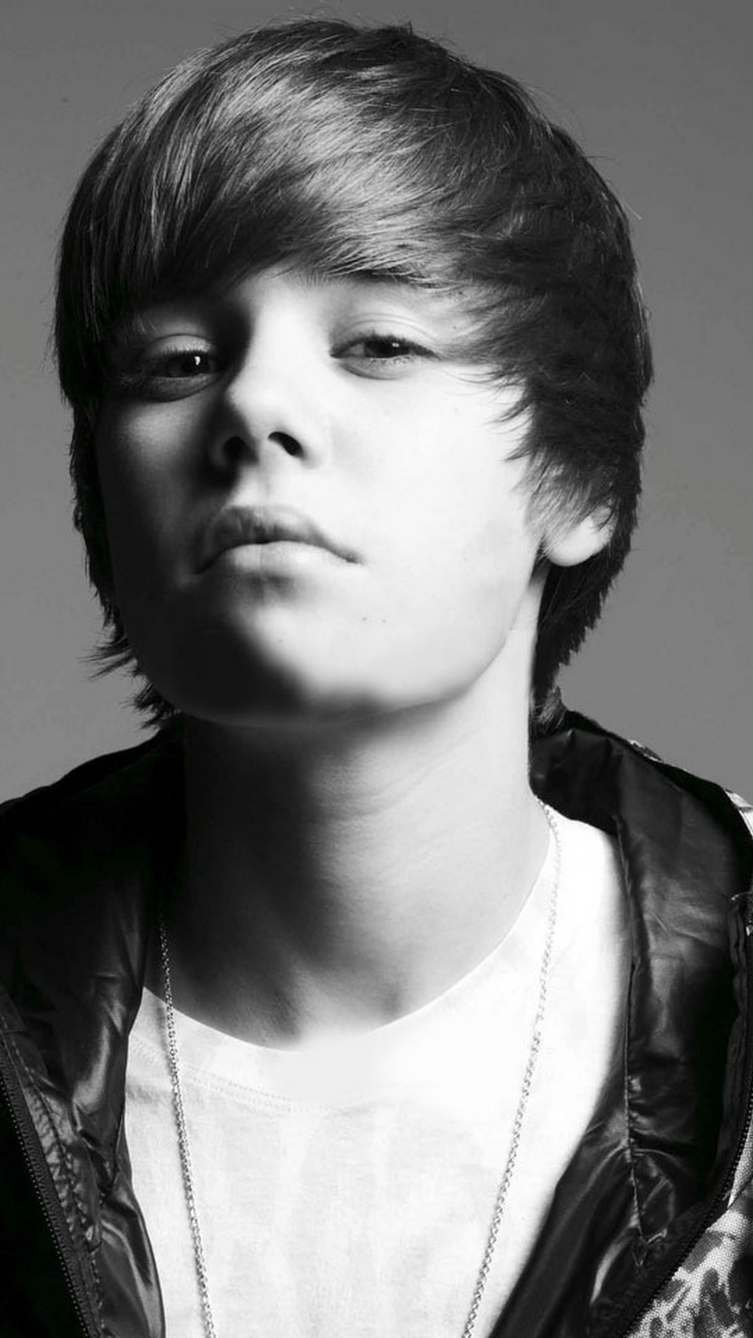 justin bieber wallpaper iphone,hair,face,hairstyle,chin,eyebrow