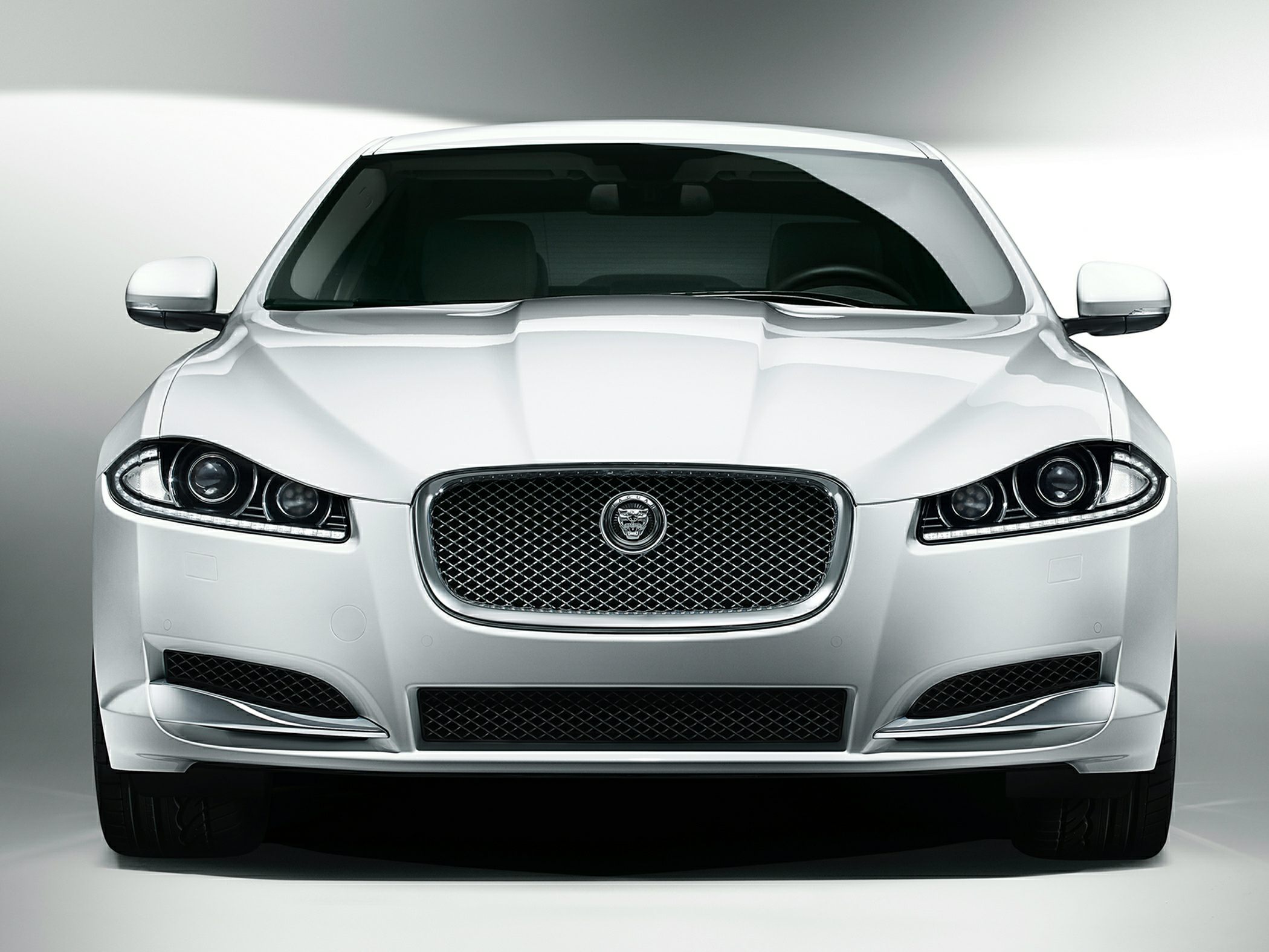 jaguar car wallpapers,land vehicle,luxury vehicle,car,automotive design,vehicle