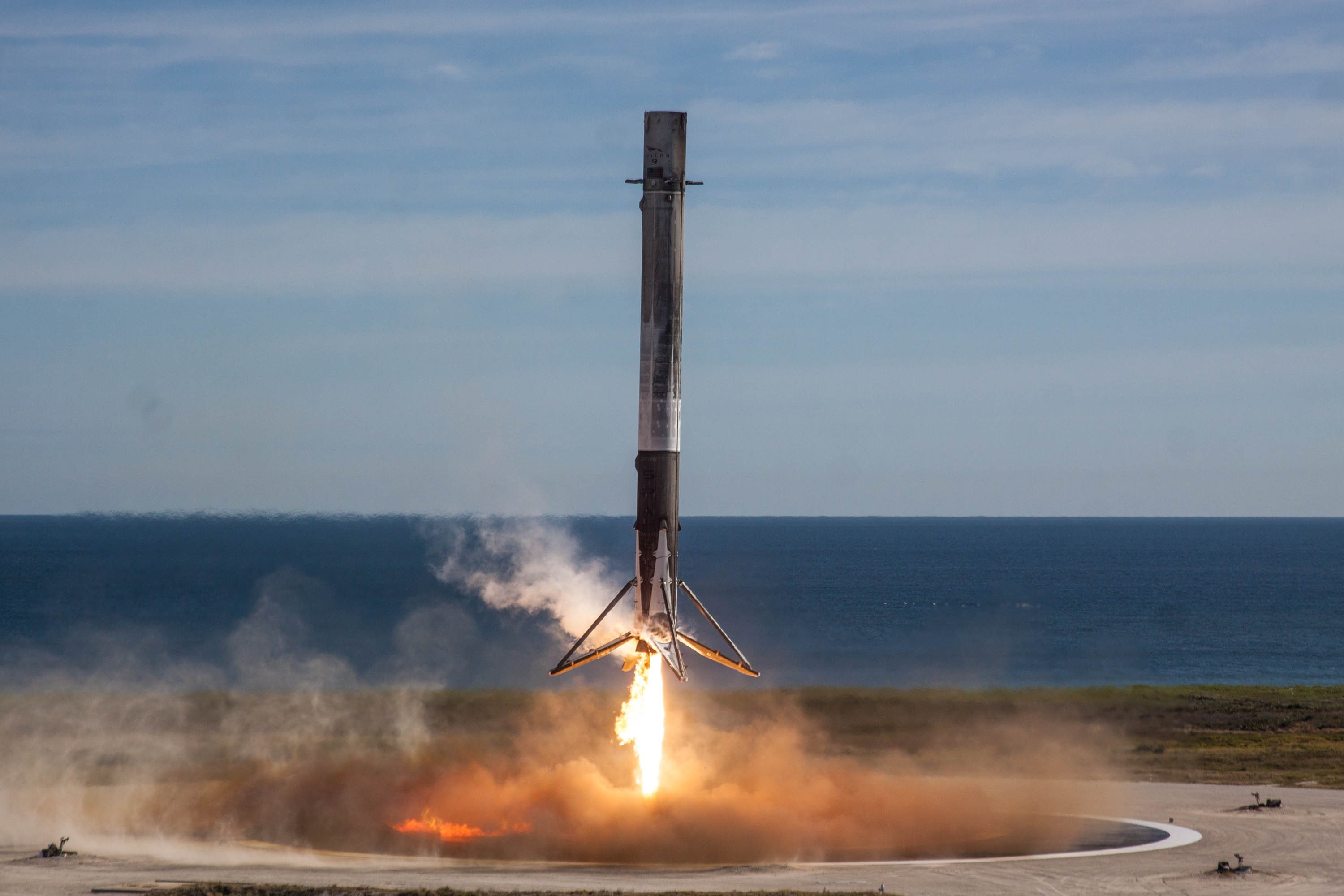 fond d'écran spacex,fusée,ciel,véhicule,vaisseau spatial,avion propulsé par fusée