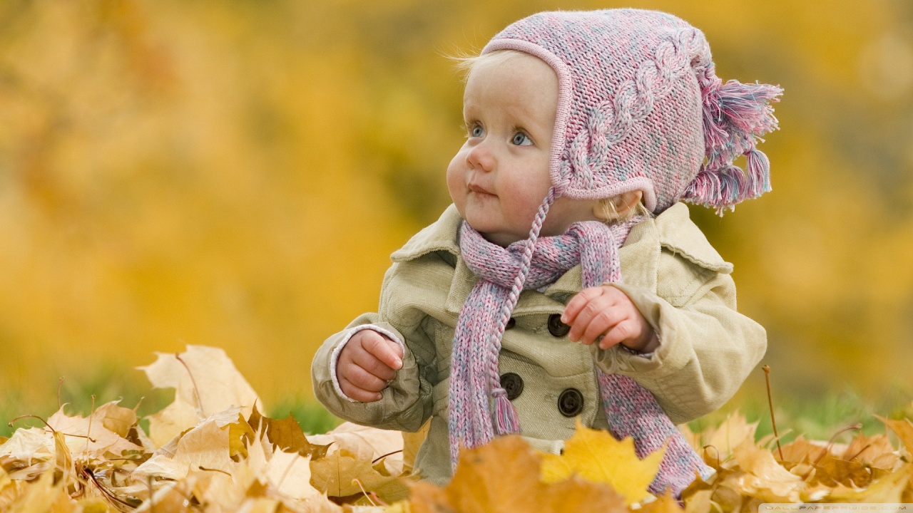 immagini del bambino per gli sfondi,bambino,bambino piccolo,giallo,bambino,giocare