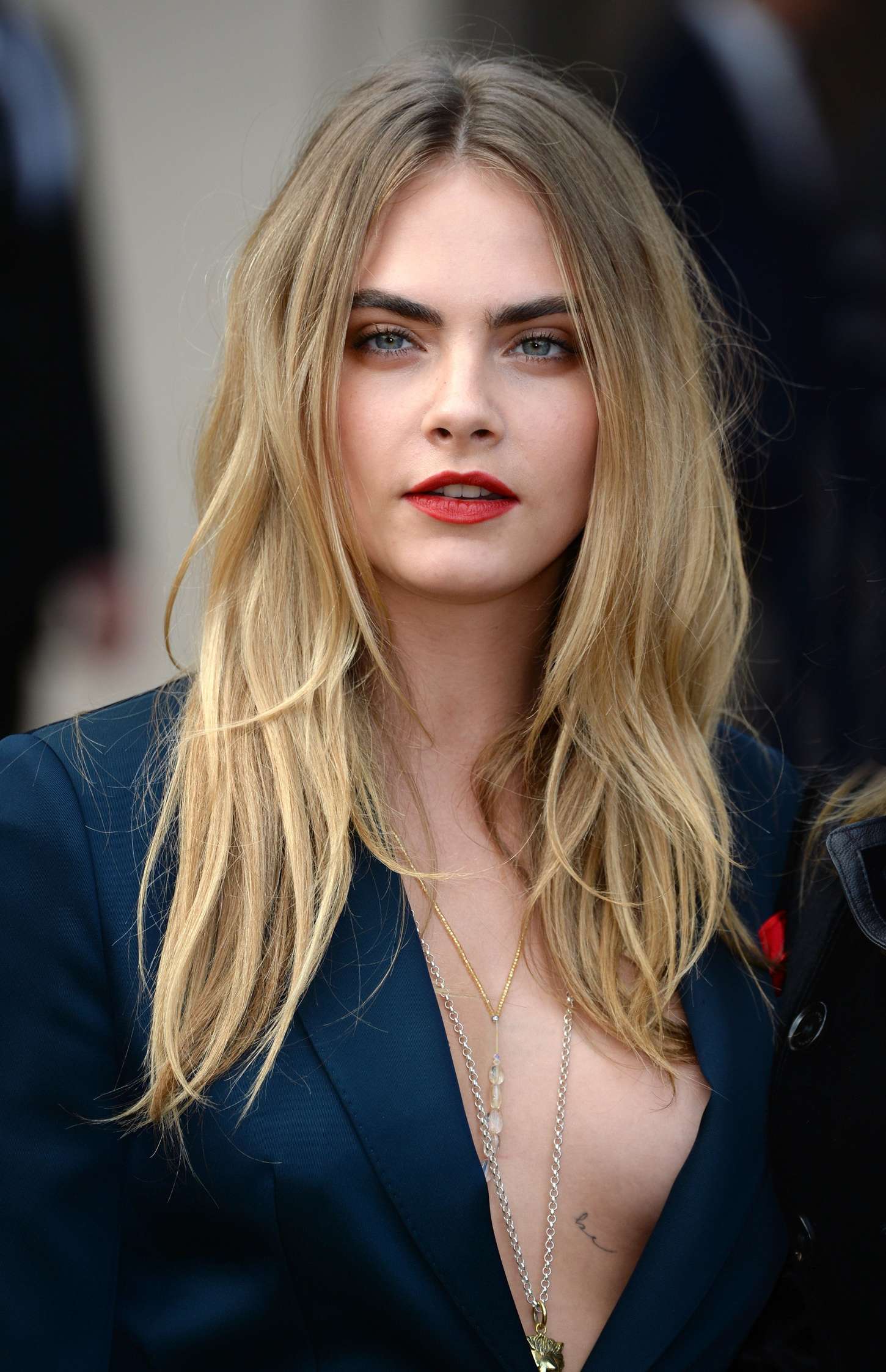 cara delevingne wallpaper,hair,face,blond,hairstyle,eyebrow