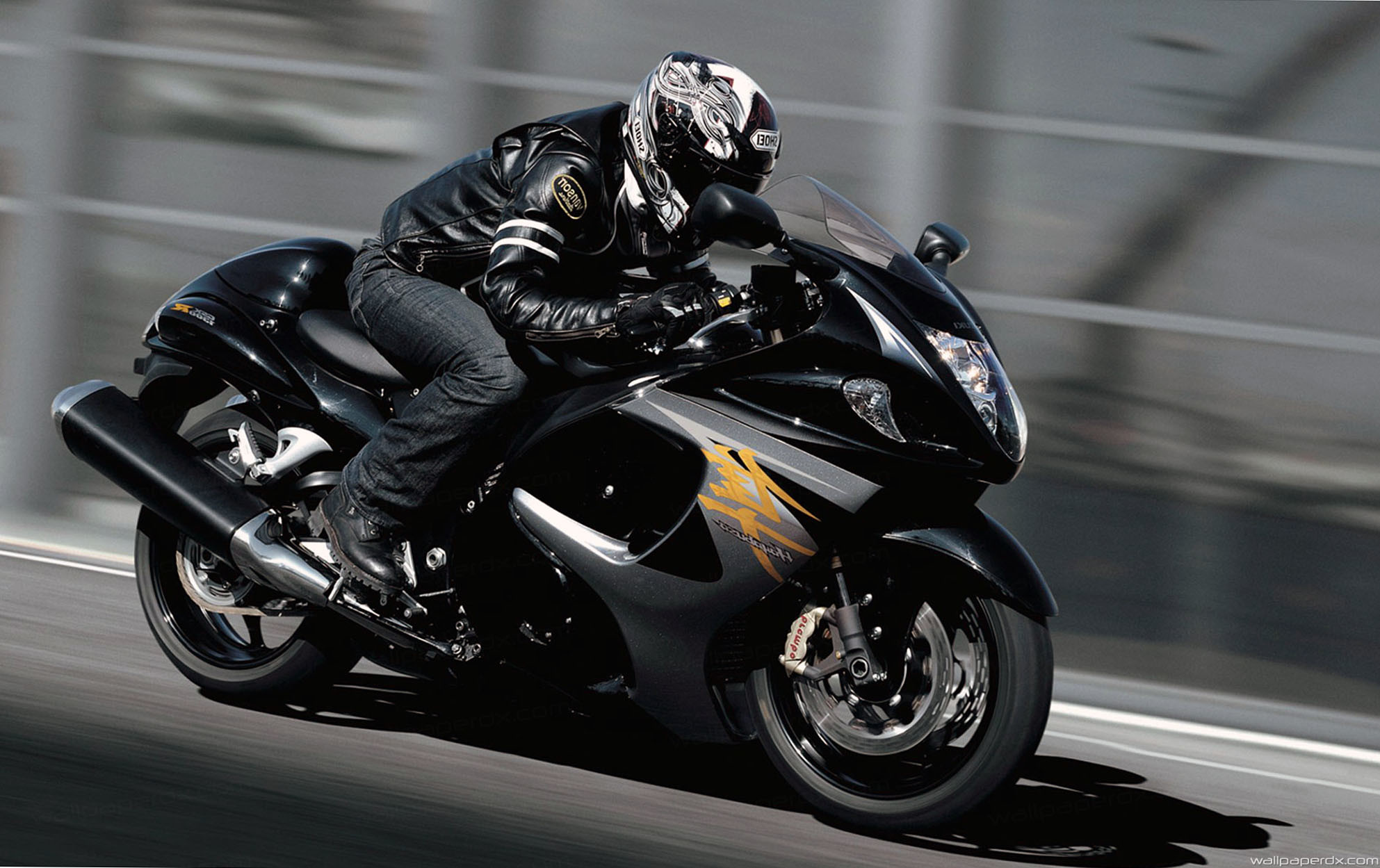 hayabusa wallpaper,land vehicle,vehicle,motorcycle,motorcycle racer,motorcycling