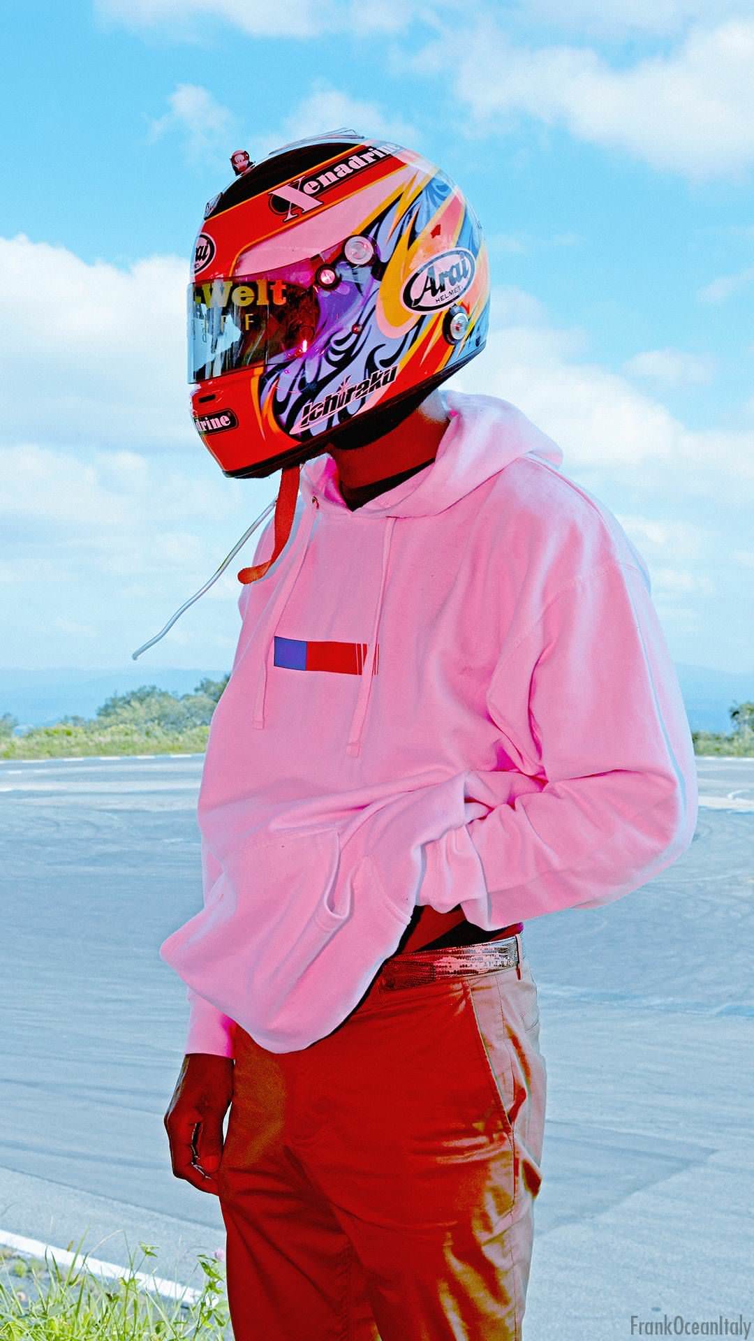 fondo de pantalla de frank ocean,yelmo,ropa,equipo de protección personal,rosado,engranaje de los deportes